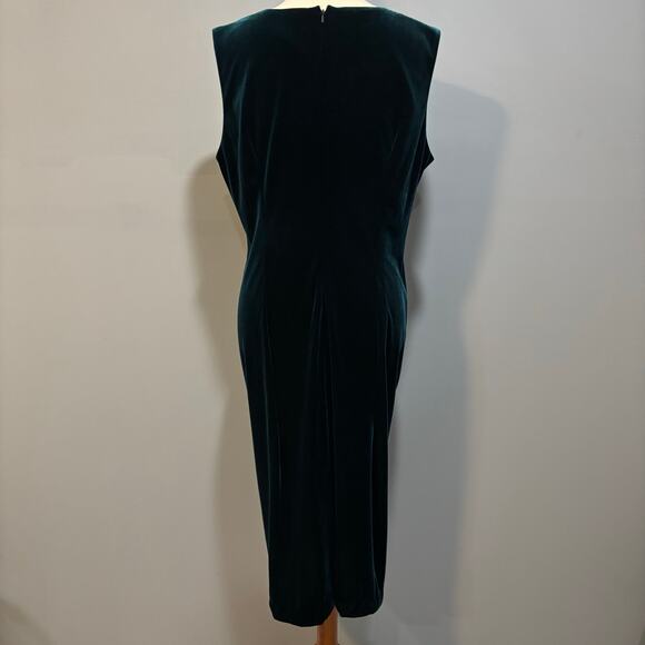 R&M Richards Women's dark teal emerald Velvet Dress, size medium - Picture 5 of 11